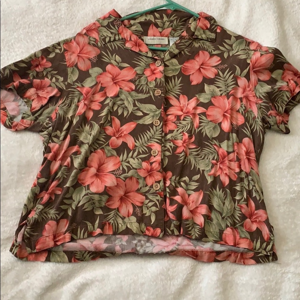 Hawaiian cropped tee